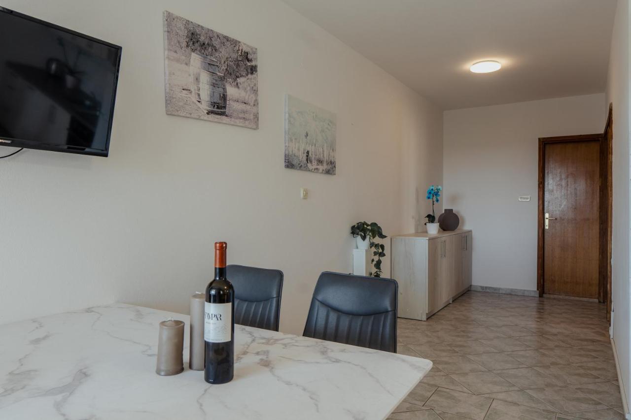 Apartmani Jaman Vrsi Oda fotoğraf