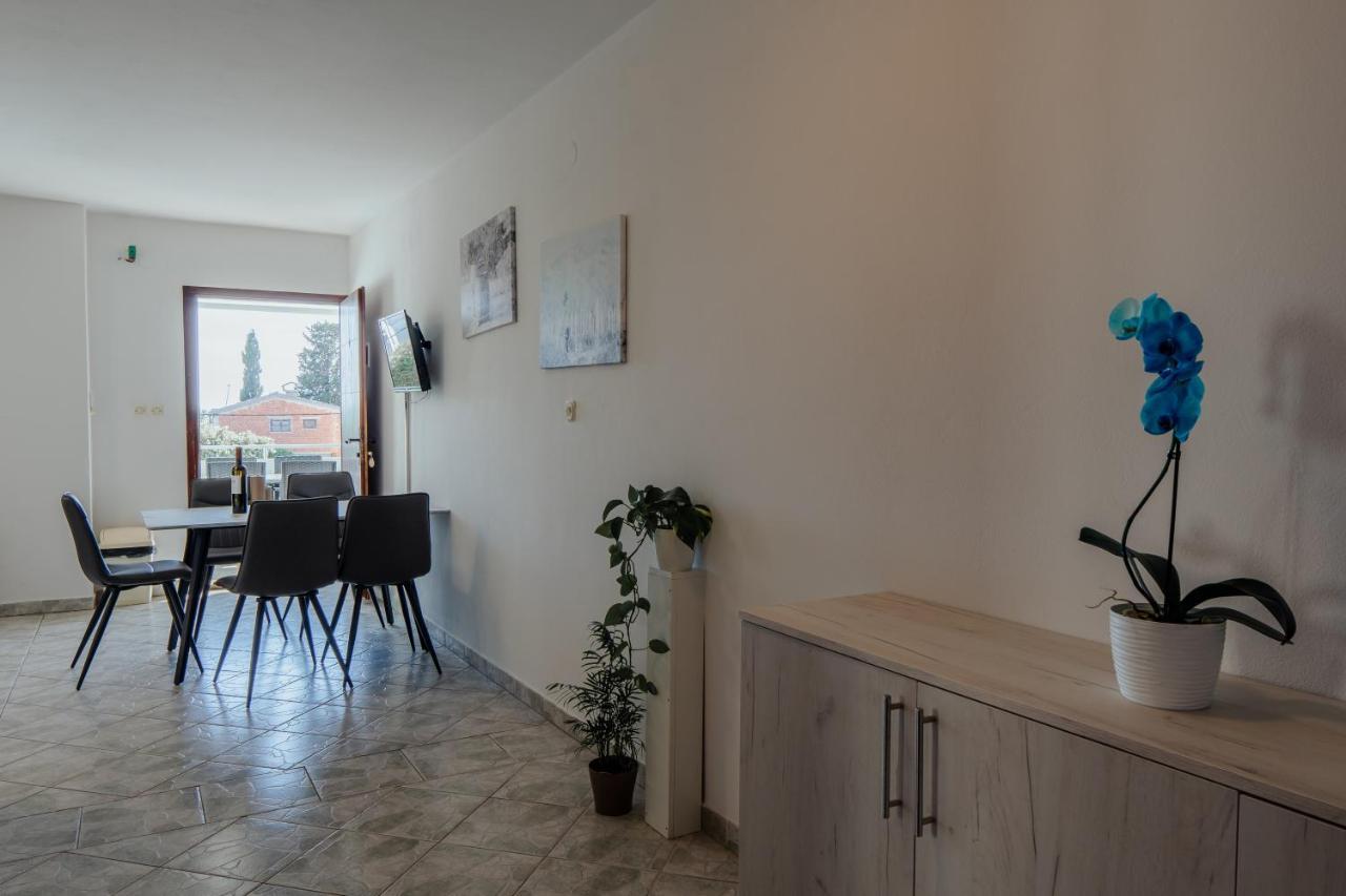 Apartmani Jaman Vrsi Oda fotoğraf